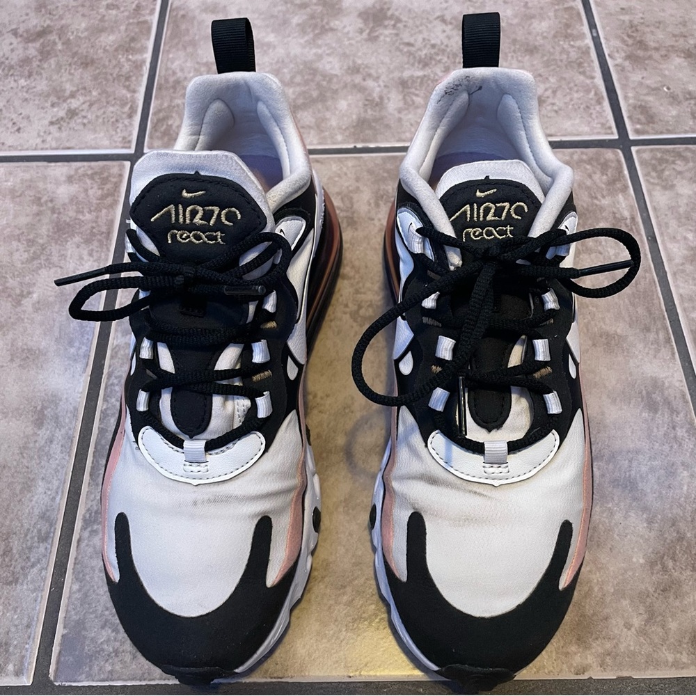 Nike Air Max 270 React ‘Coral Black’ Women’s Size 7